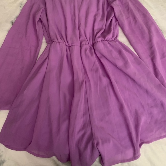 White Closet Flowy Lilac Romper - Picture 3 of 6